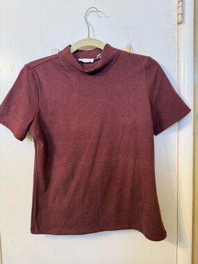 Cyrus Short Sleeve Mock Neck Top - Burgundy